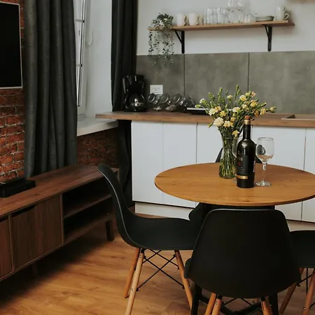 Apartment Zlota Brama - Old Town 1 *